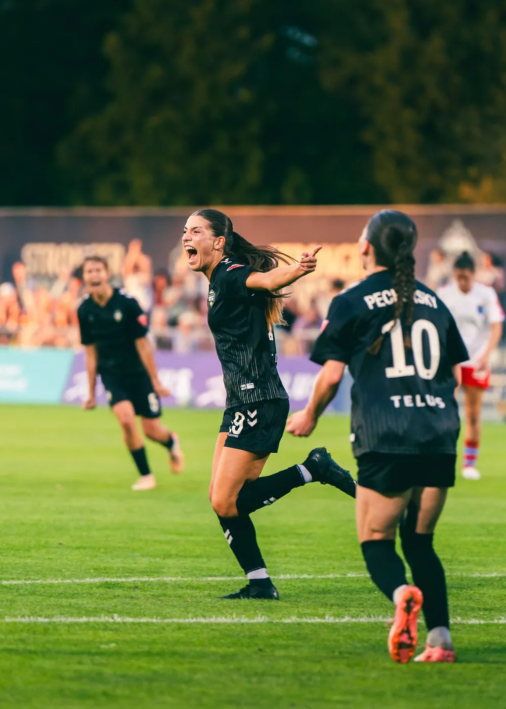 Vancouver Rise FC vs Montreal Rose FC