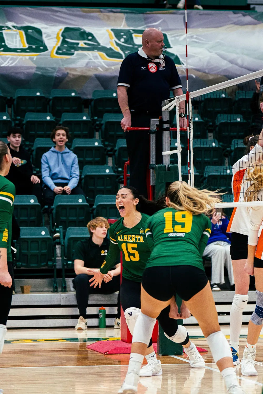 UofA Pandas vs Wolfpack volleyball celebration